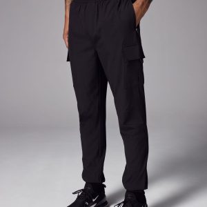XINQTRADE72359 Black Woven Active Cargo Joggers