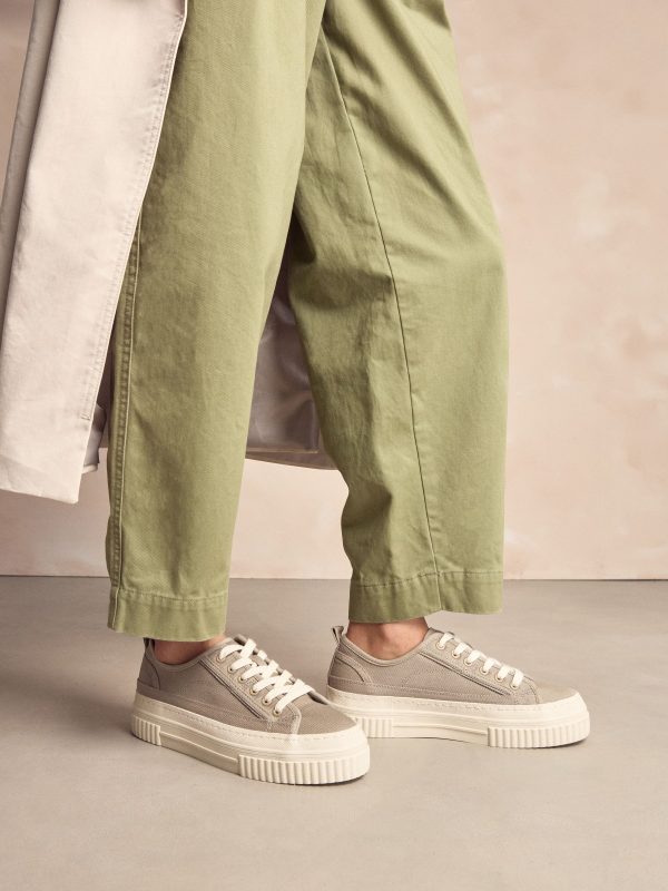 XINQTRADE72326 Taupe Canvas Chunky Baseball Lace Up Trainers