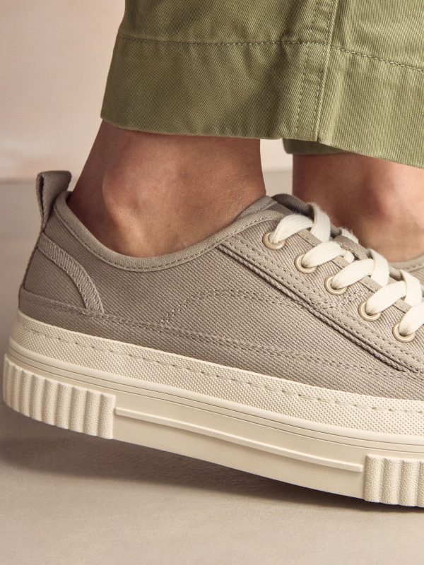 XINQTRADE72326 Taupe Canvas Chunky Baseball Lace Up Trainers - Image 2