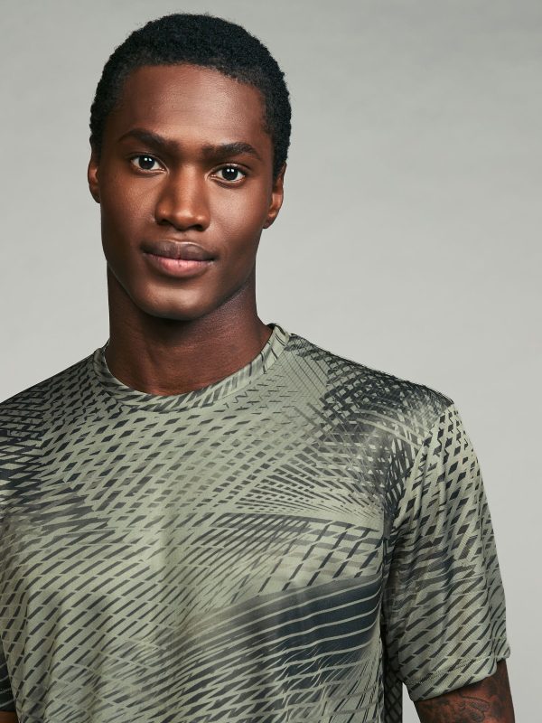 XINQTRADE72337 Khaki Green Active Gym Printed Training T-Shirt - Image 4