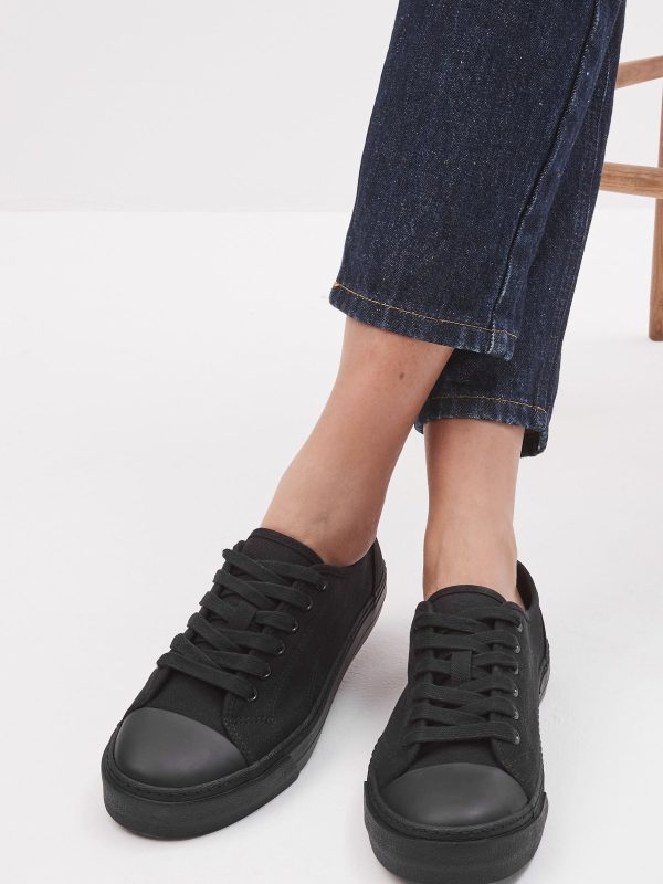 XINQTRADE72325 Black Baseball Canvas Trainers