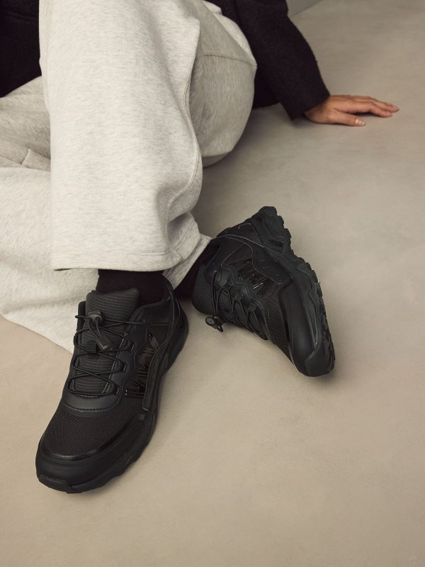 XINQTRADE72329 Black Elastic Toggle Laces Trainers